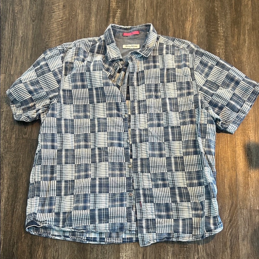 Tommy Bahama Navy and White Check Short-Sleeve Button-Down Shirt